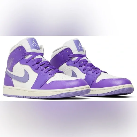 Air Jordan 1 Mid Purple Venom Women size 7.5 - Picture 2 of 11